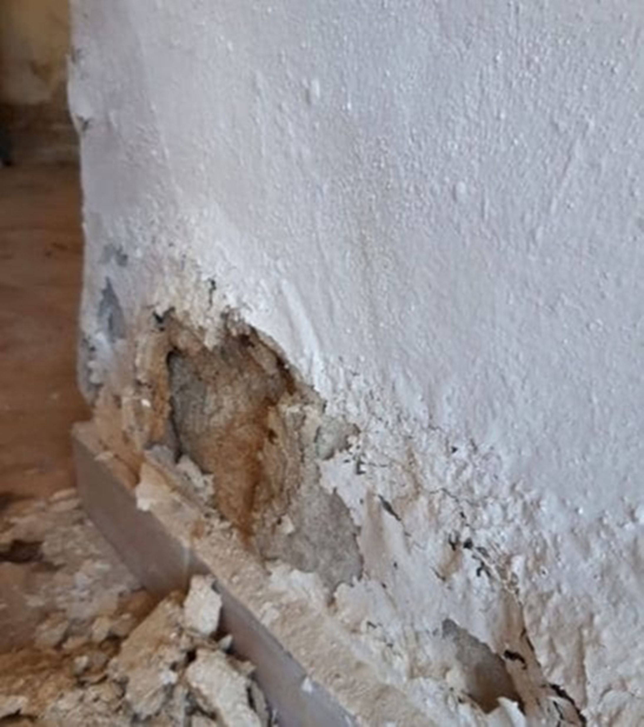 como empresa especializada en humedades, sabes cómo eliminar humedades en paredes. 